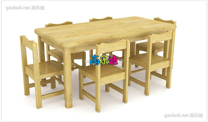 橡木材质的幼儿园桌椅安全又环保，椅子靠背是动物形象的设计，贴合了孩子的口味。